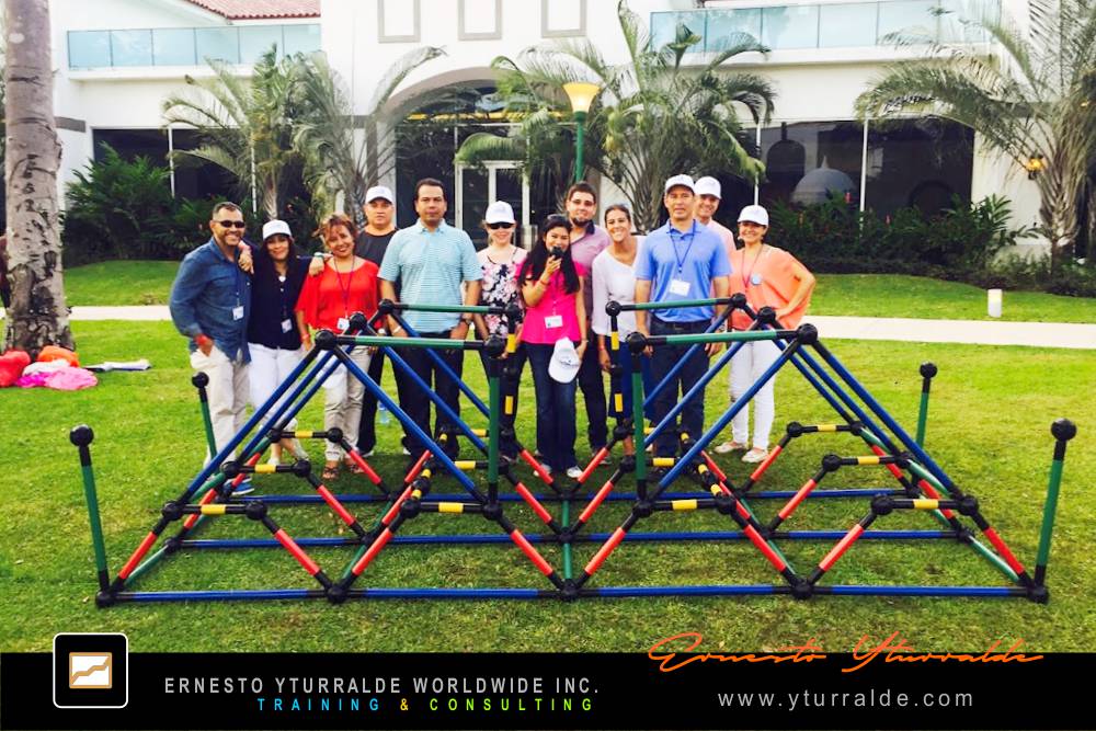 Talleres de Cuerdas Puerto Rico - Team Building Empresarial para el desarrollo de equipos de trabajo